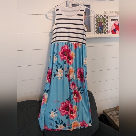 Gorgeous Pixie Girls Maxi Dress (Heavy Material) 🇺🇸 Size 10-12 - Picture 1 of 3